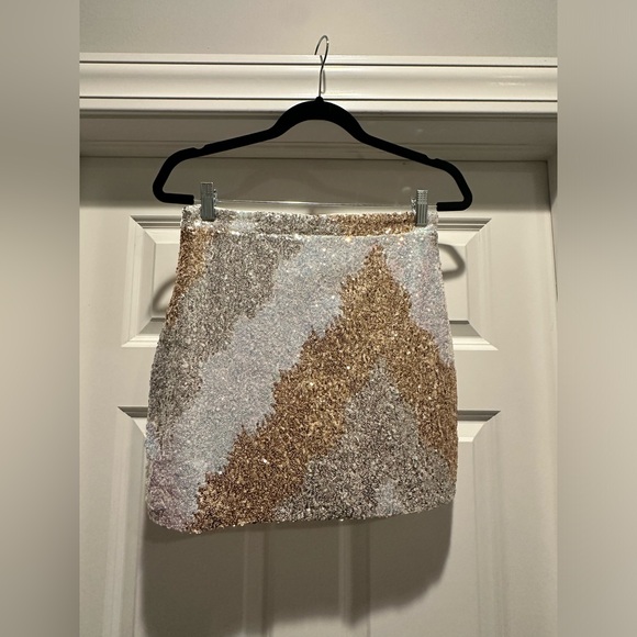12th Tribe Genevieve Ivory Multi Sequin Mini Skirt - Size M - Picture 2 of 3